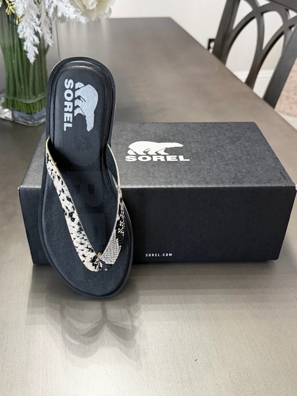 Sorel Women’s Black Snake-Print Thong Sandal